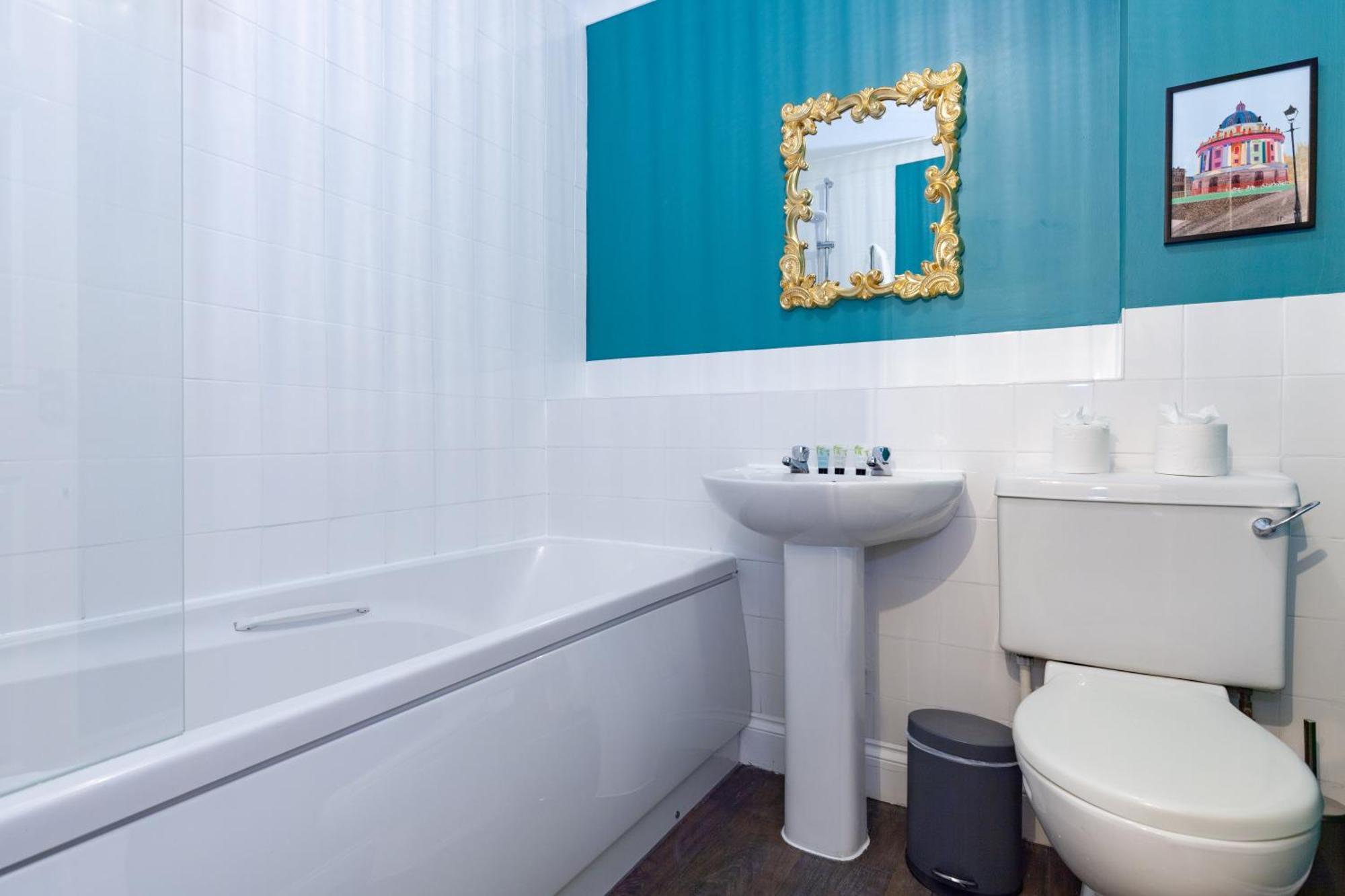 A Gem Nestled In The Heart Of Oxford With Parking! Apartment Ngoại thất bức ảnh