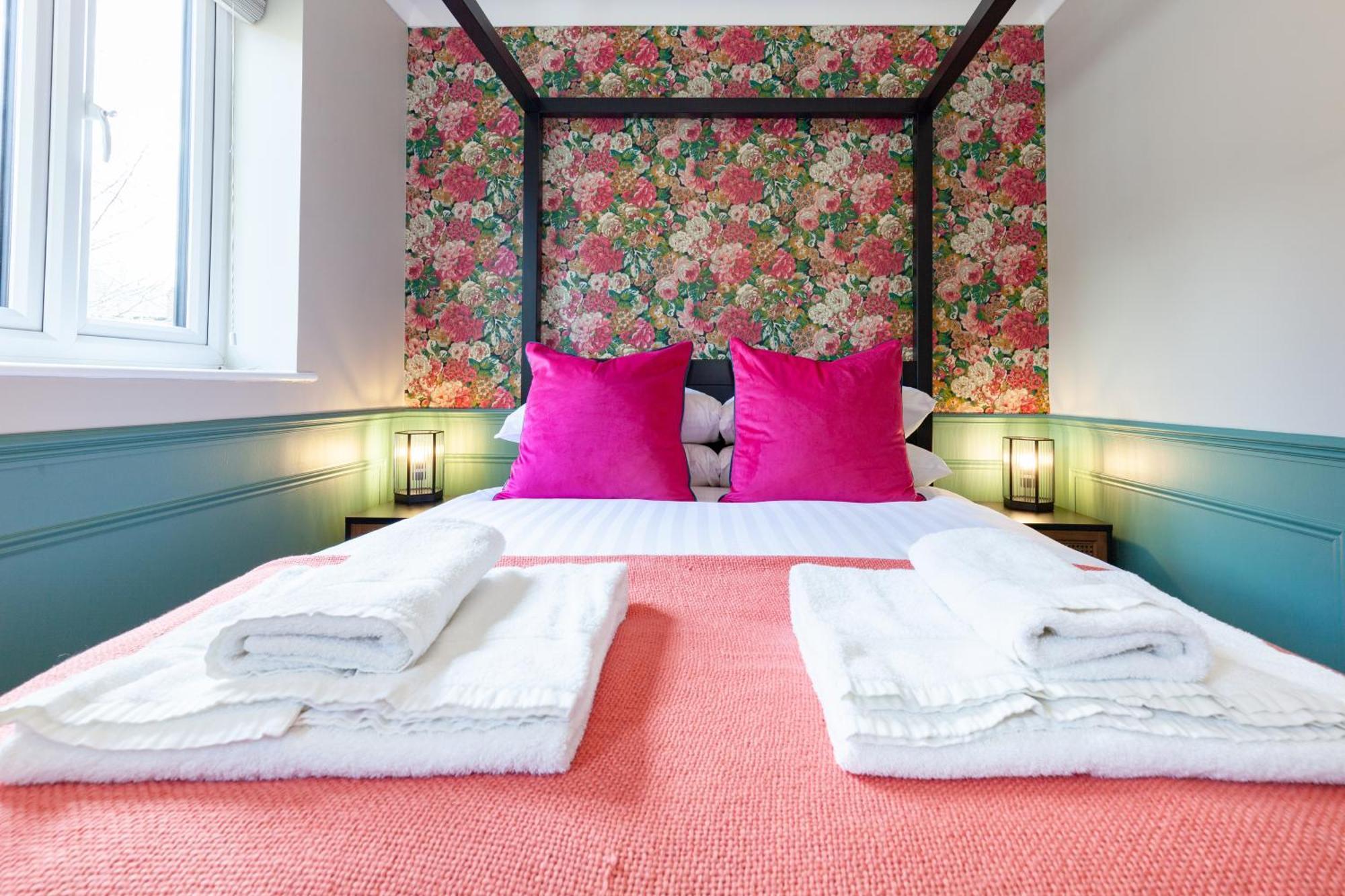 A Gem Nestled In The Heart Of Oxford With Parking! Apartment Ngoại thất bức ảnh