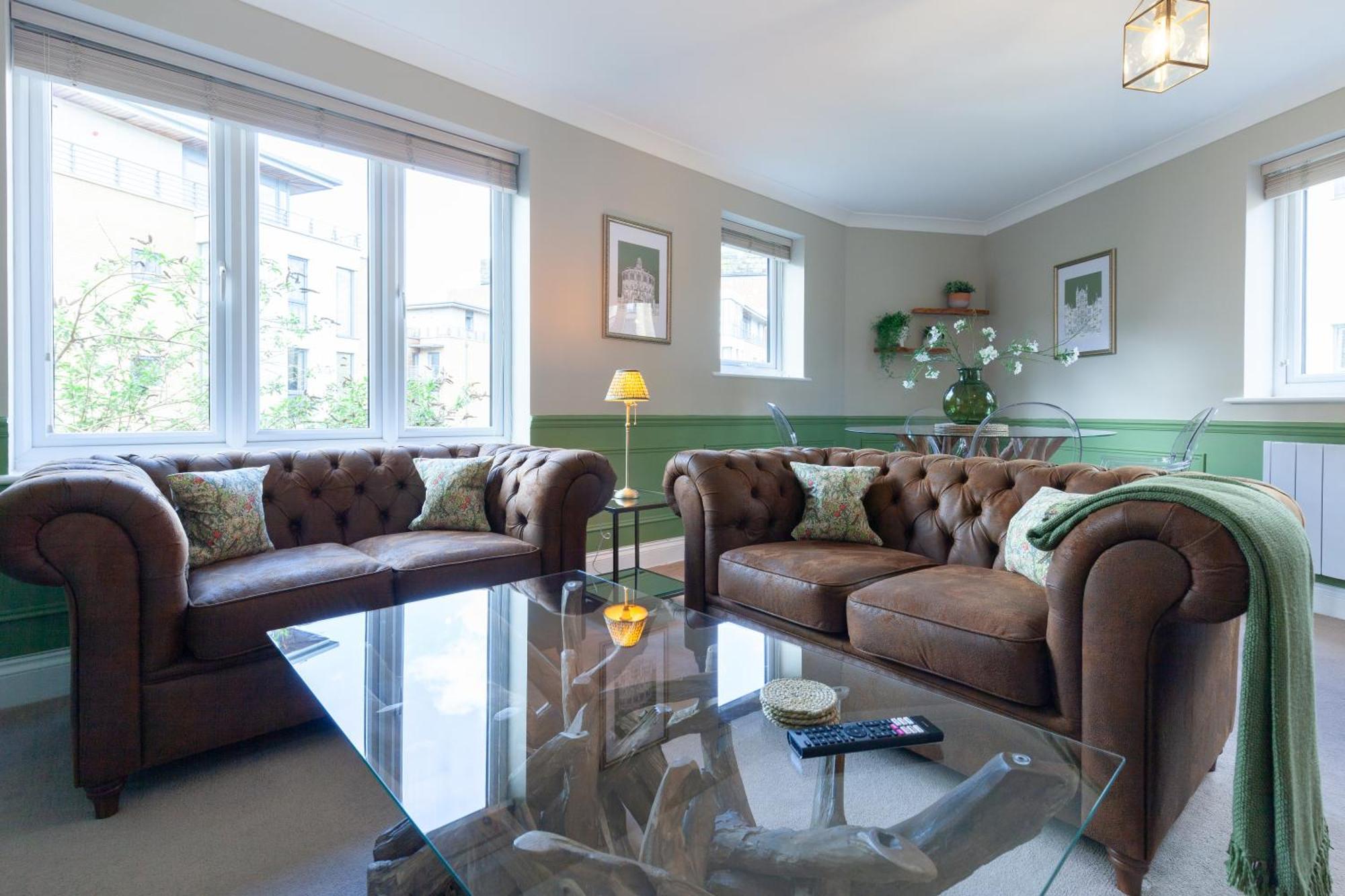 A Gem Nestled In The Heart Of Oxford With Parking! Apartment Ngoại thất bức ảnh