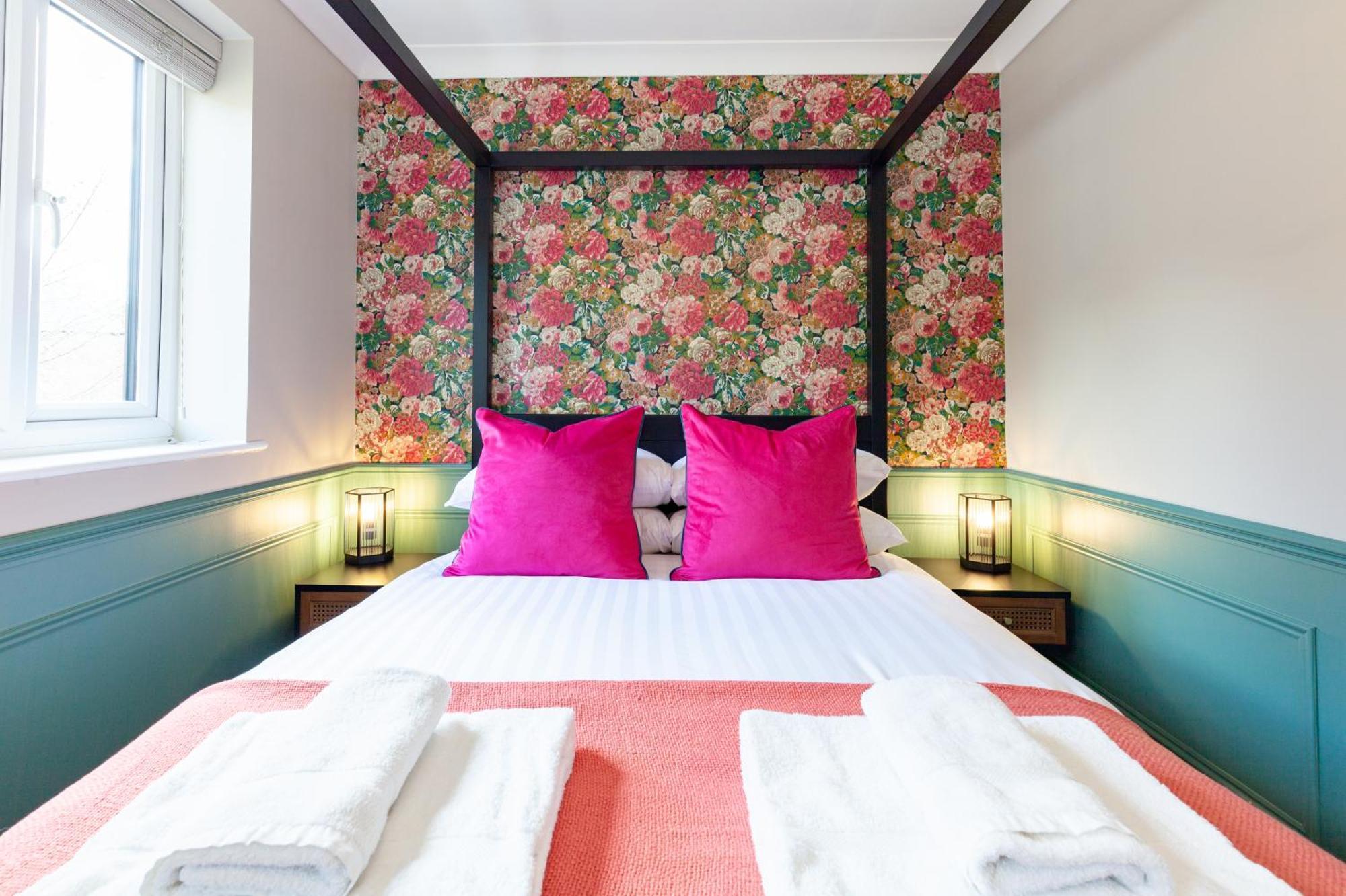 A Gem Nestled In The Heart Of Oxford With Parking! Apartment Ngoại thất bức ảnh