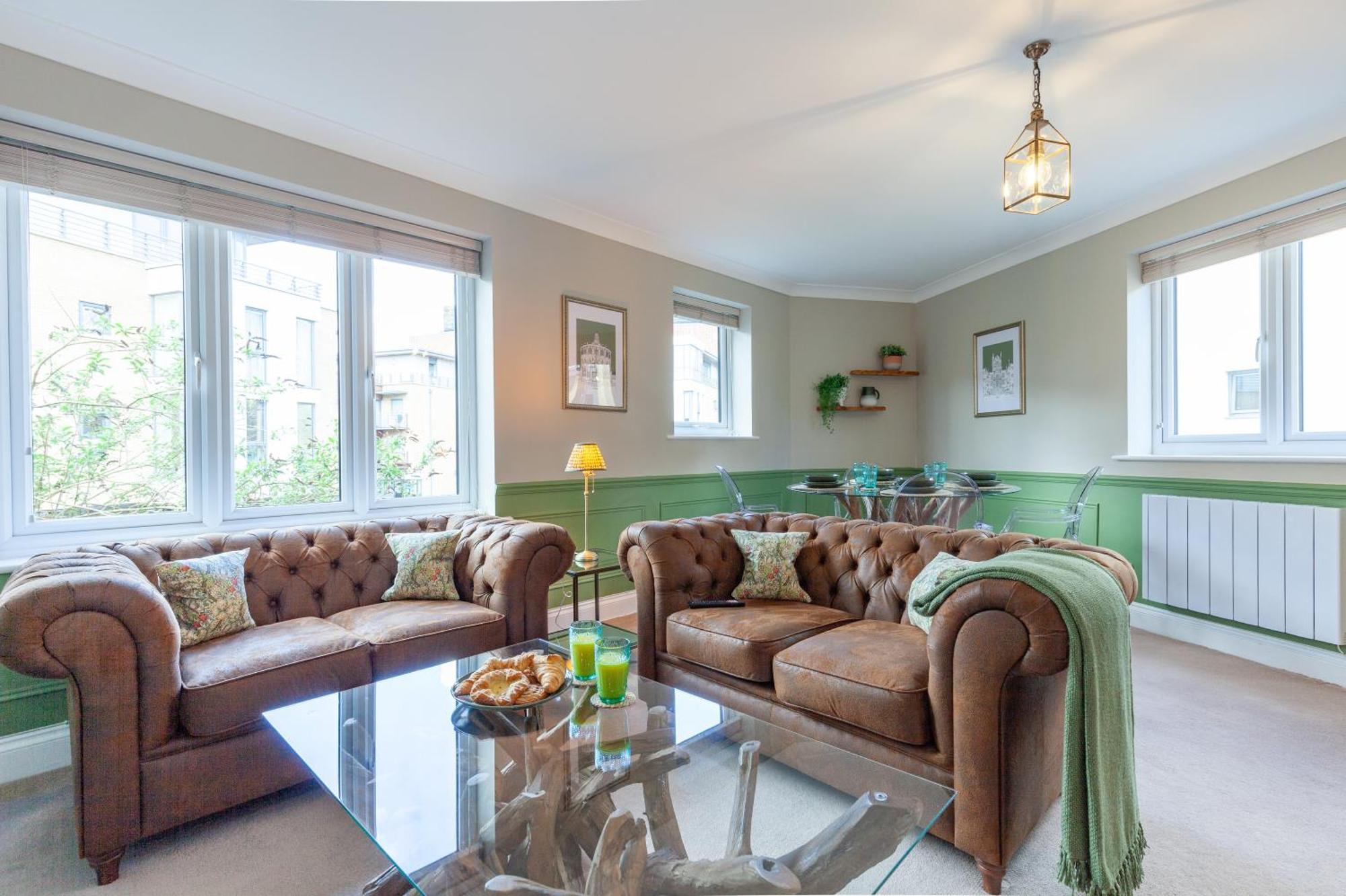 A Gem Nestled In The Heart Of Oxford With Parking! Apartment Ngoại thất bức ảnh