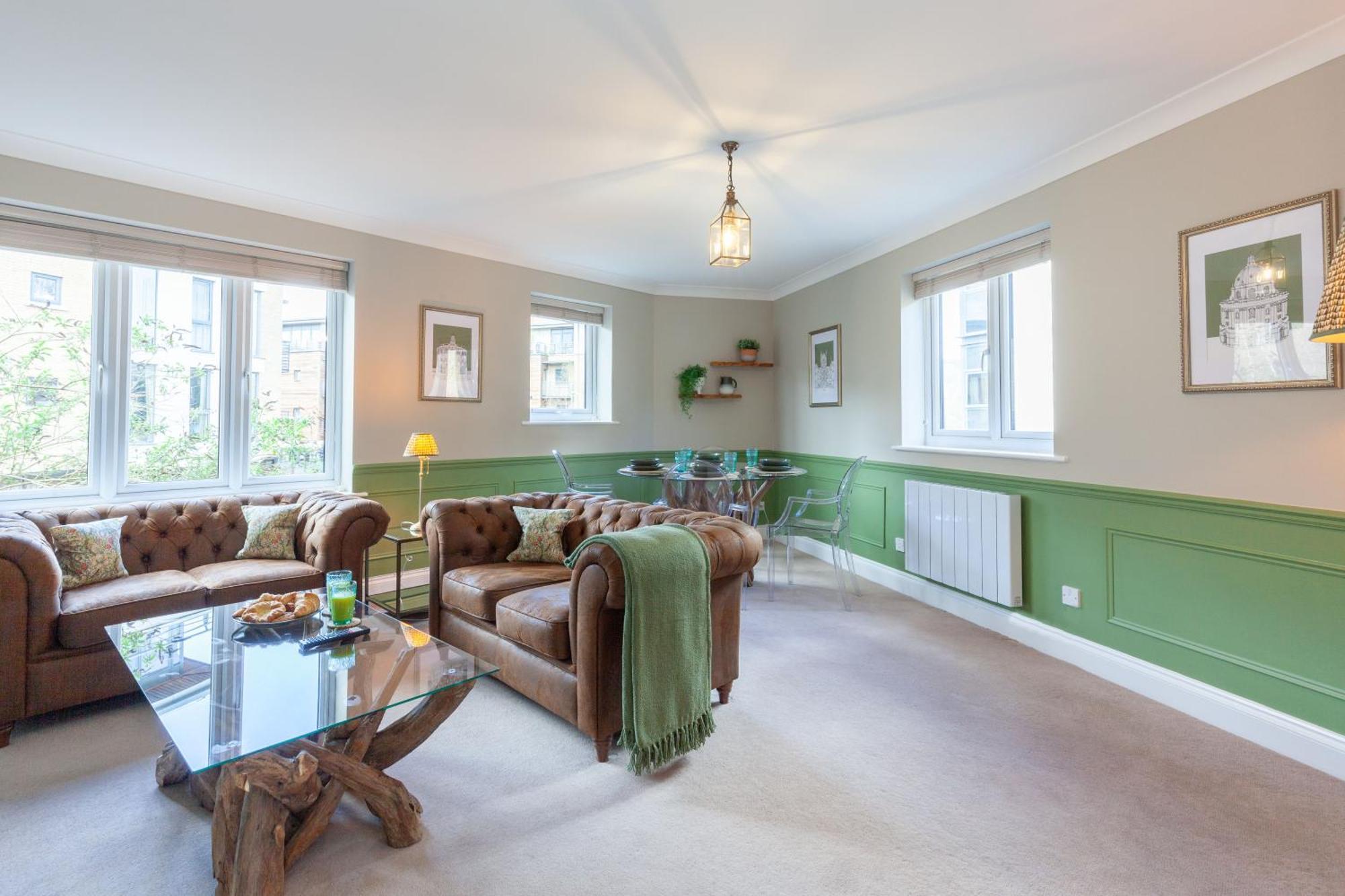 A Gem Nestled In The Heart Of Oxford With Parking! Apartment Ngoại thất bức ảnh