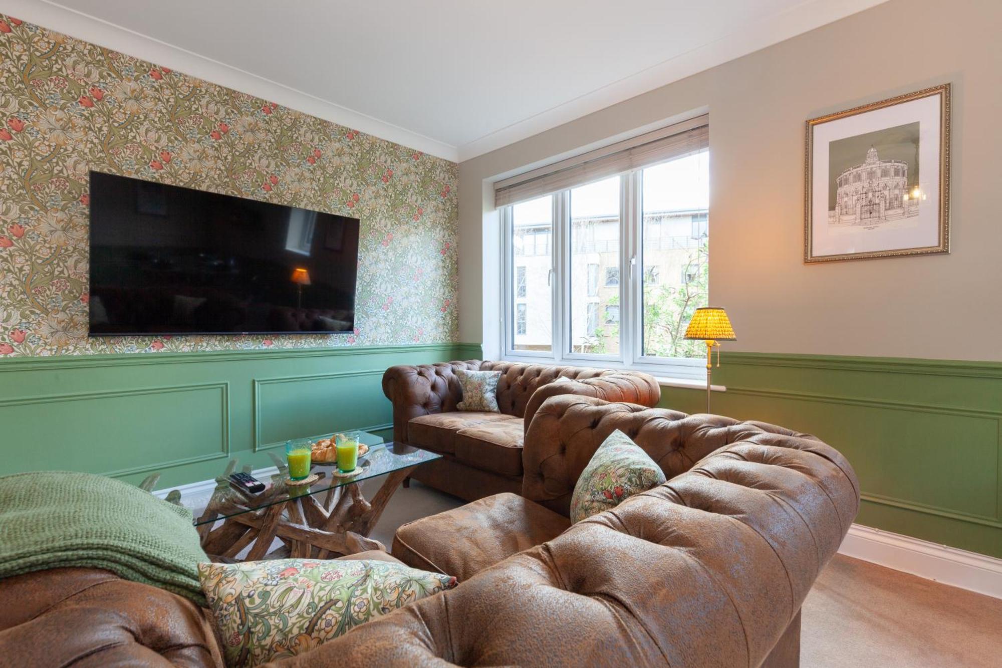 A Gem Nestled In The Heart Of Oxford With Parking! Apartment Ngoại thất bức ảnh