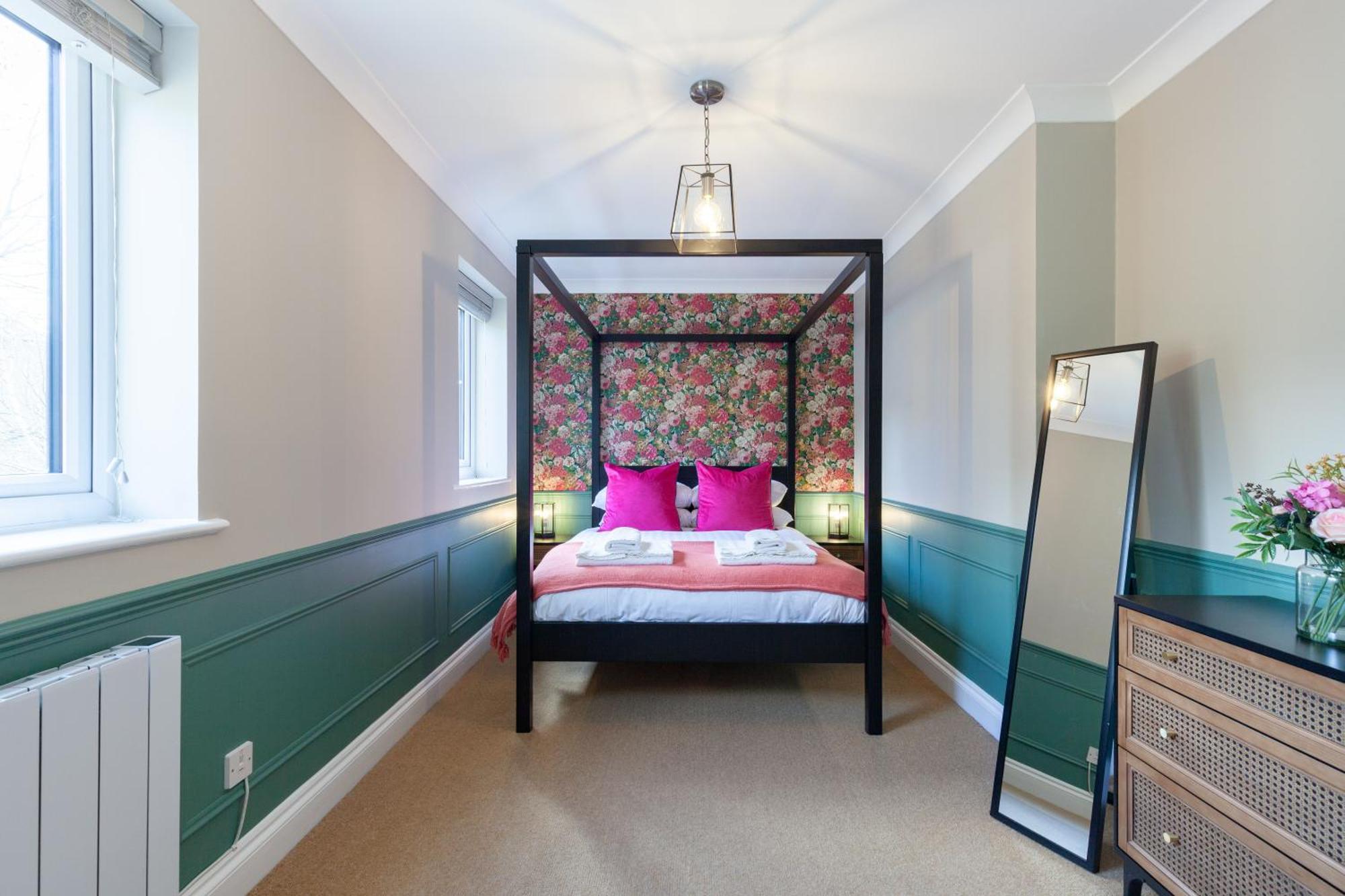A Gem Nestled In The Heart Of Oxford With Parking! Apartment Ngoại thất bức ảnh